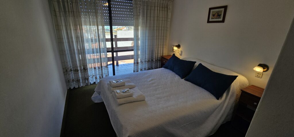 Habitación Doble Estándar del Hotel Soleares en Punta Mogotes, Mar del Plata